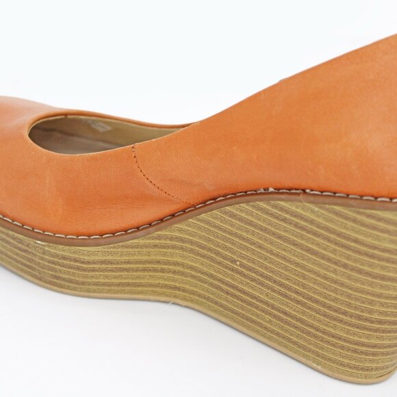 Women's Vagabond 'Florence' Sandstone Orange Wedge Heel Pumps: EU39/8.5 - Picture 7 of 8